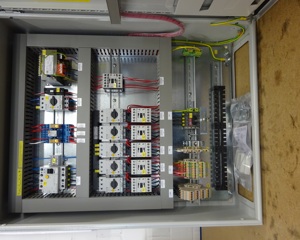 Control cabinet egg collection level 2 Dulcesol